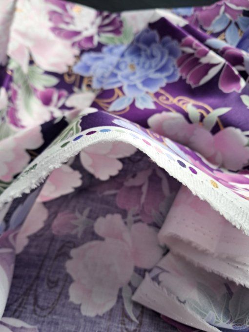 Hana/Pivoine fond violet