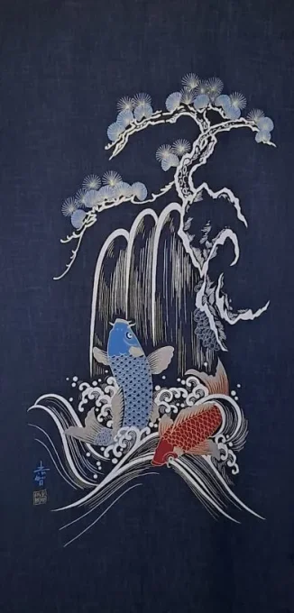 Carpes et cascade
