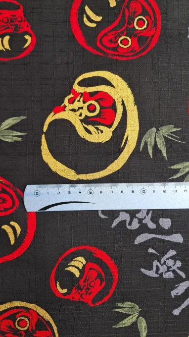 tissu japonais daruma rouge