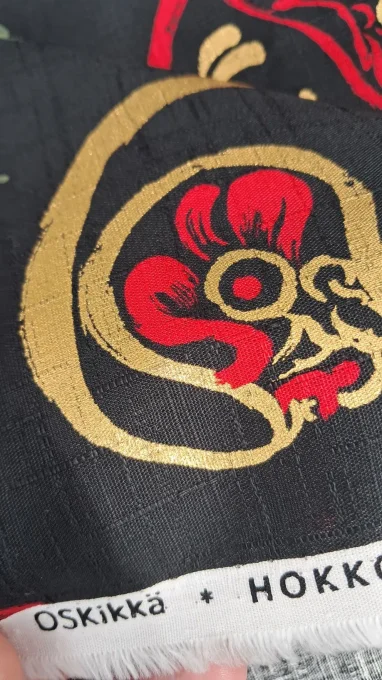 tissu japonais daruma rouge