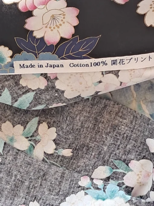 Tissu japonais Dame Murasaki noir