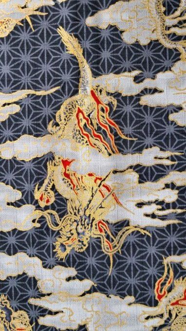 tissu japonais dragon gris